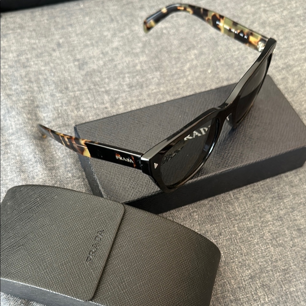 Authentic PRADA Black and Tortoise Shell Sunglasses